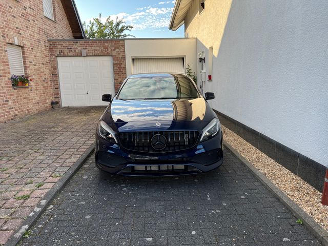 MERCEDES-BENZ A 220 d AMG-line // Original ATM