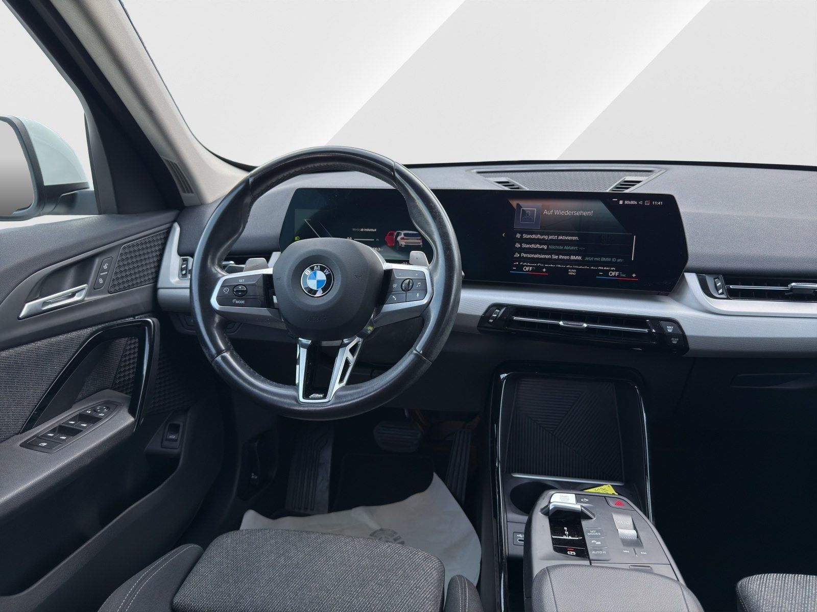 BMW X1 sDrive18d NAVI*AHK*M SPORT LENKRAD*KAMERA*DRI foto 9