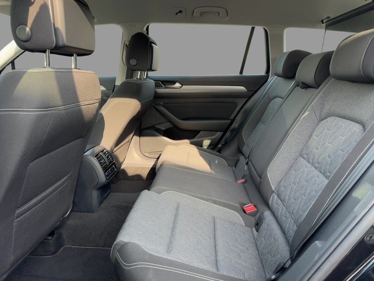 Volkswagen Passat Variant - Bild 10