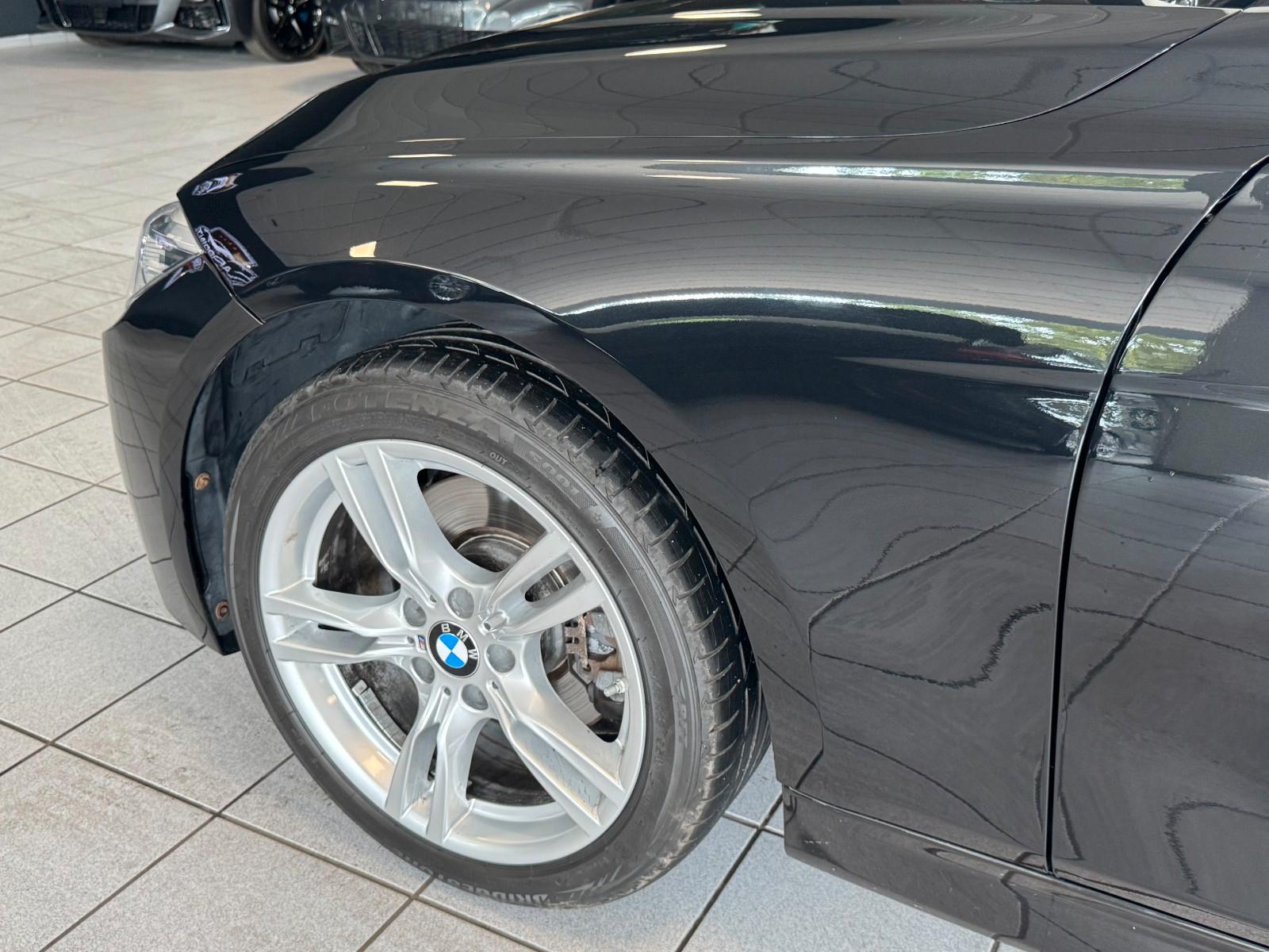 BMW 330i xDrive Touring M Sport Shadow A.