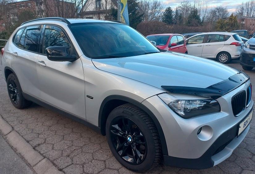 BMW X1 2,0i Klima SHZ Navi AHK PDC+Kamera LED LMF17"