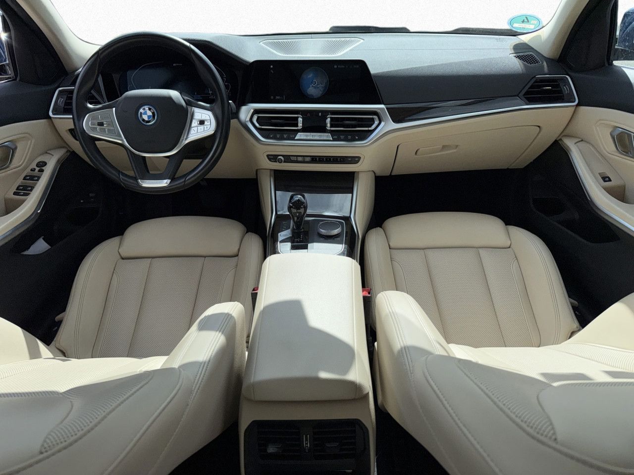 BMW 330e Touring Luxury Line Pano AHK Laser HUD foto 12