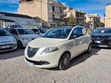 Lancia Ypsilon 1.3 MJT 16V 95 CV 5 porte S&S Pla - Lancia Ypsilon mit Panoramadach