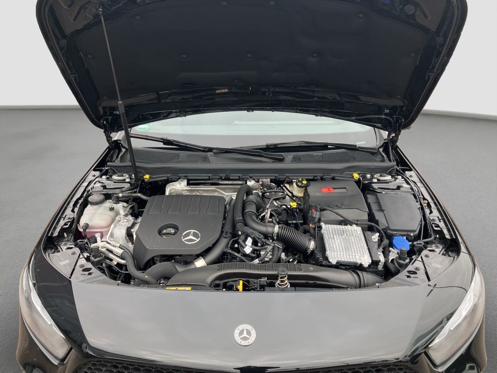 Fahrzeugabbildung Mercedes-Benz A 180 Distronic*AHK*360*Night*Totwinkel-Assist*