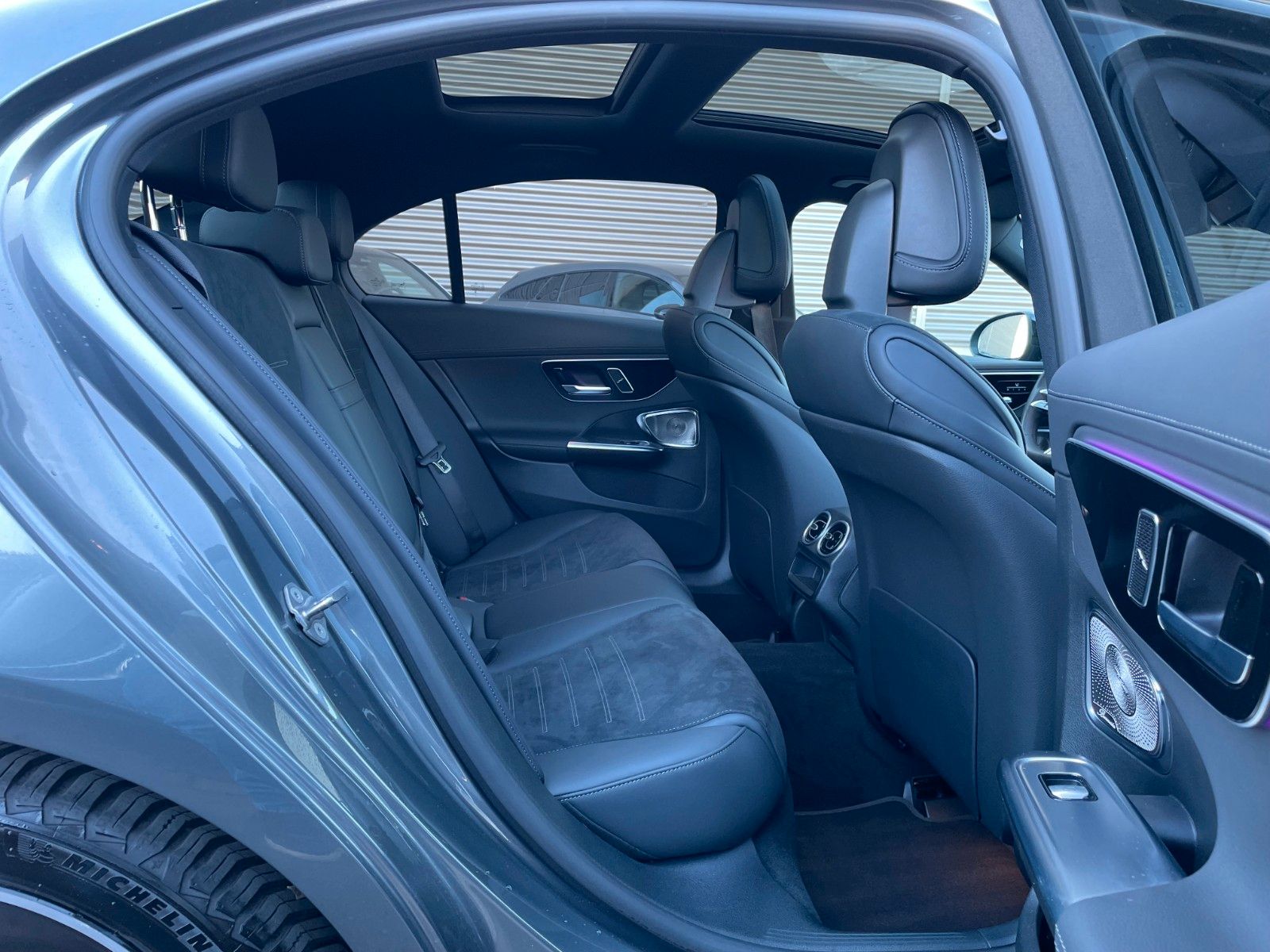 Fahrzeugabbildung Mercedes-Benz C 300 4M AMG Burm+Memory+Digital+Pano+360°+Distr