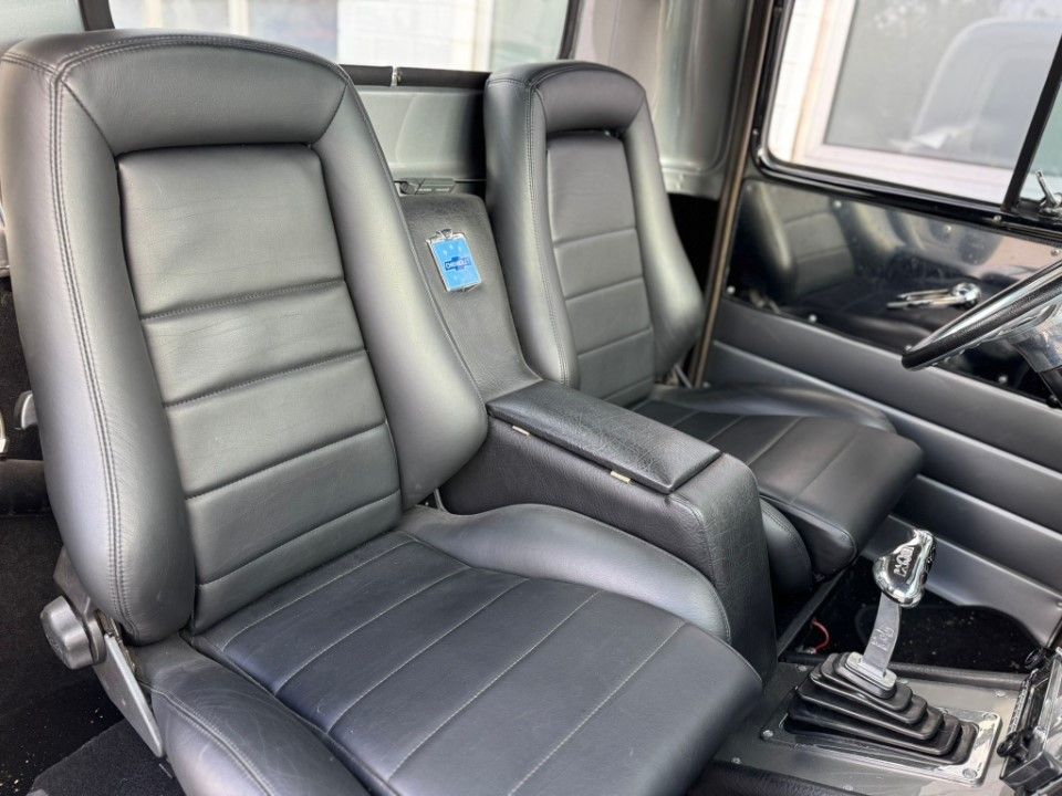 Fahrzeugabbildung GMC 3100 gut gemacht mit HU und H Zul.