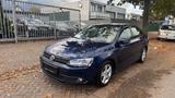 Volkswagen Jetta VI Comfortline - Volkswagen Jetta Comfortline mit Benzin-Antrieb