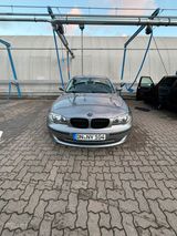 BMW 1er Bmw 2009 Grau Tüv NEU bis 2026 - BMW aus 2009: 1er