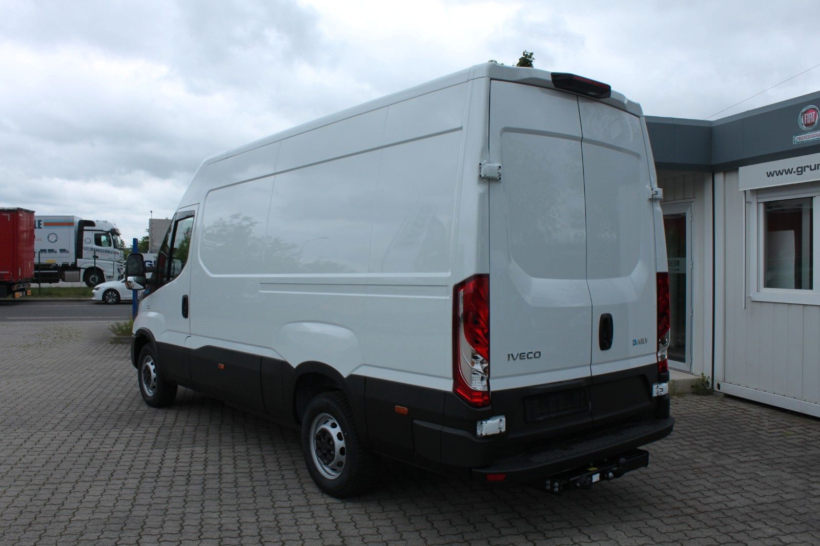 Fahrzeugabbildung Iveco e-Daily 38S14E V