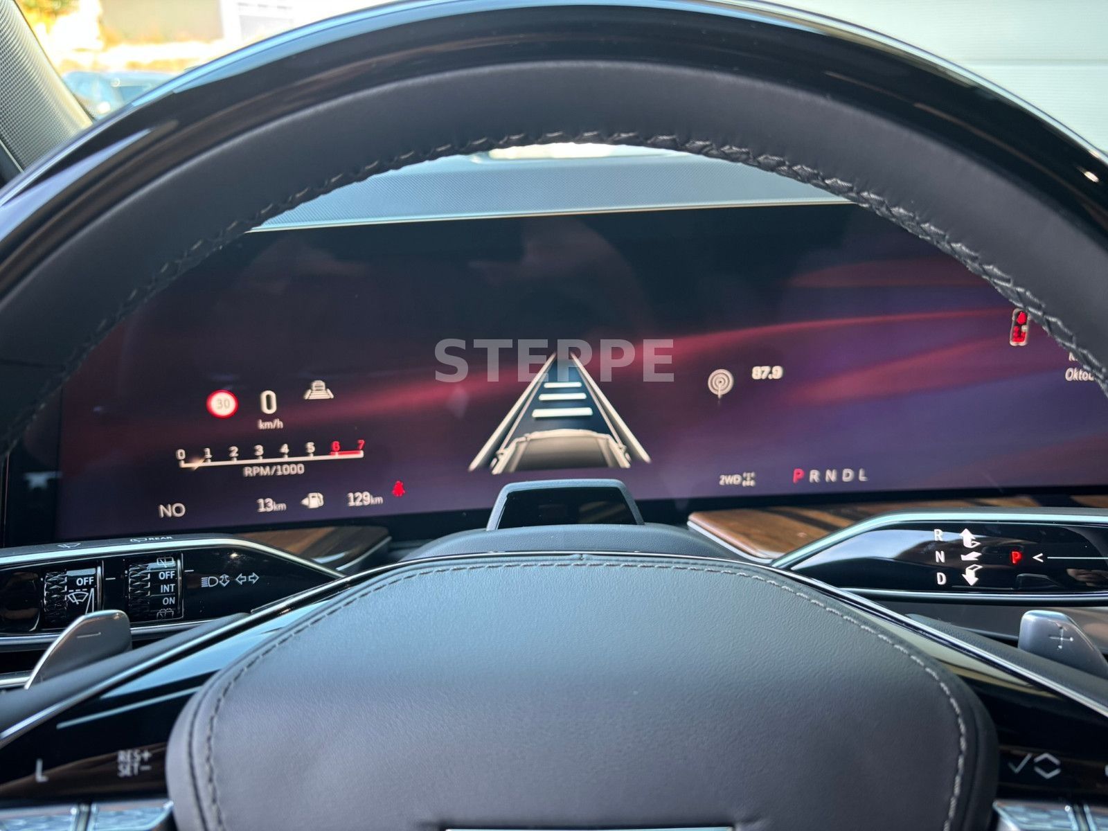 Cadillac Escalade MY26 6.2 V8 Platinum Luxury24"ABV SHEER