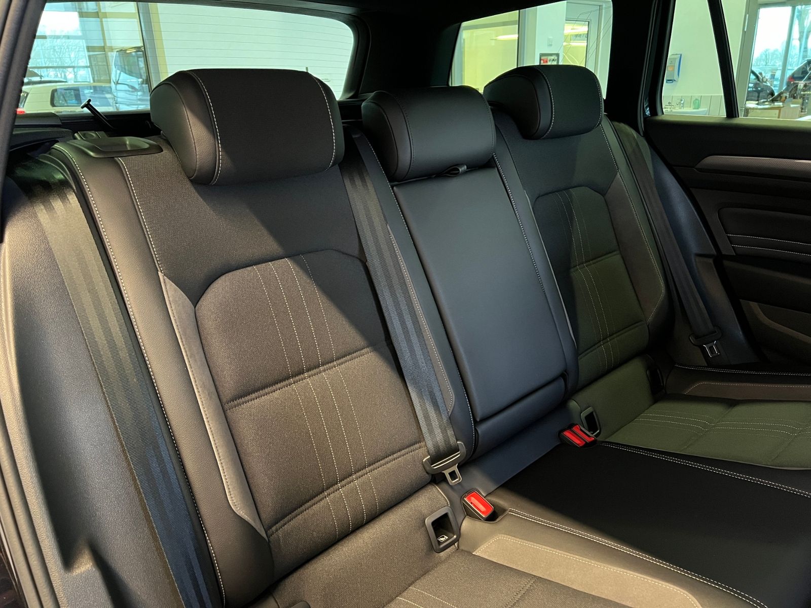 Fahrzeugabbildung Volkswagen Passat Variant Alltrack 2.0 TDI DSG 4MOTION *AHK