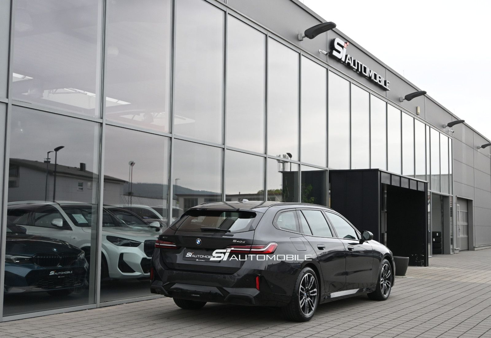 Fahrzeugabbildung BMW 540d xDrive Touring M-Sport °PANO°ICONIC°STANDHZ