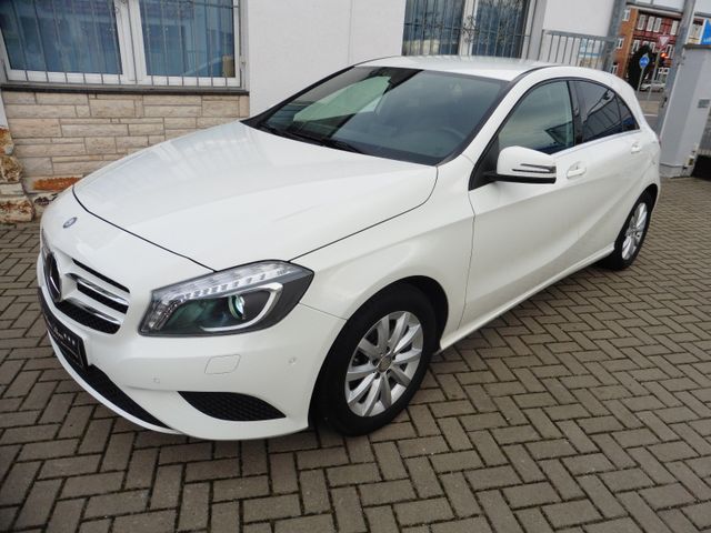 Mercedes-Benz A 180 Style*NAVI*Bi-XENON*PDC*SHZ*WR*Tempomat...