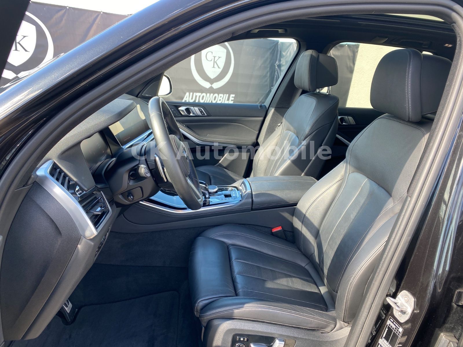 Fahrzeugabbildung BMW X5 xDrive 30d MSport/22Zoll/HeadUp/Pano/360°/LED