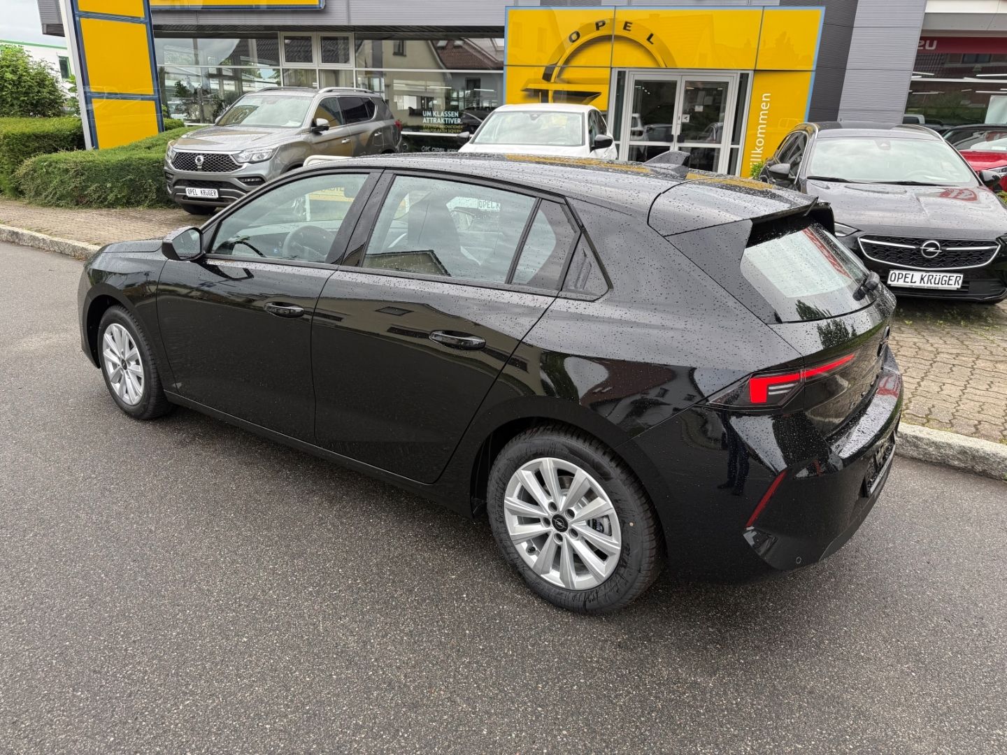 Fahrzeugabbildung Opel Astra L Edition SHZ+LHZ+Kamera+Allwetter