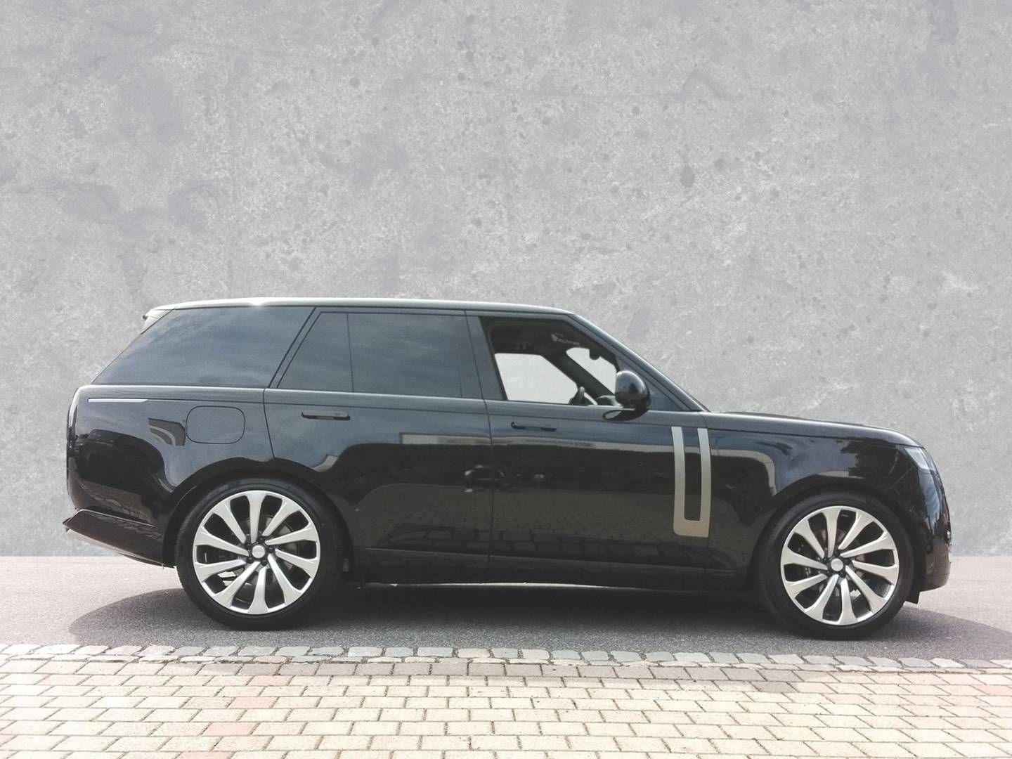 Fahrzeugabbildung Land Rover Range Rover SWB D300 HSE