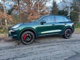 Porsche Cayenne Turbo 4.8 / Porsche Scheckheft - Porsche Gebrauchtwagen in Offenbach