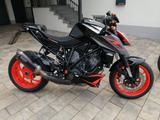 KTM 1290 Super Duke R - KTM MOTORRAD