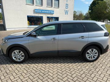 Peugeot 5008 - 7