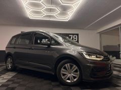 VW Touran 2.0TDI DSG R-Line NAVI Klimaautom LED