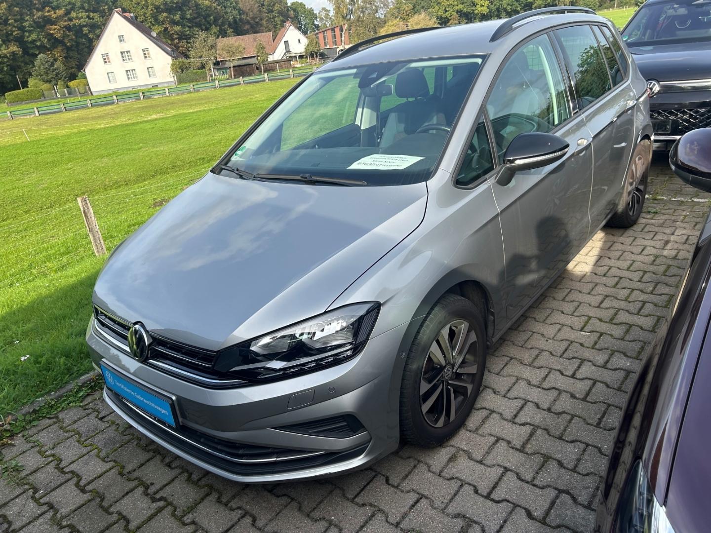 Volkswagen Golf Sportsvan VII IQ.DRIVE CLIMATRONIC NAVI AHK