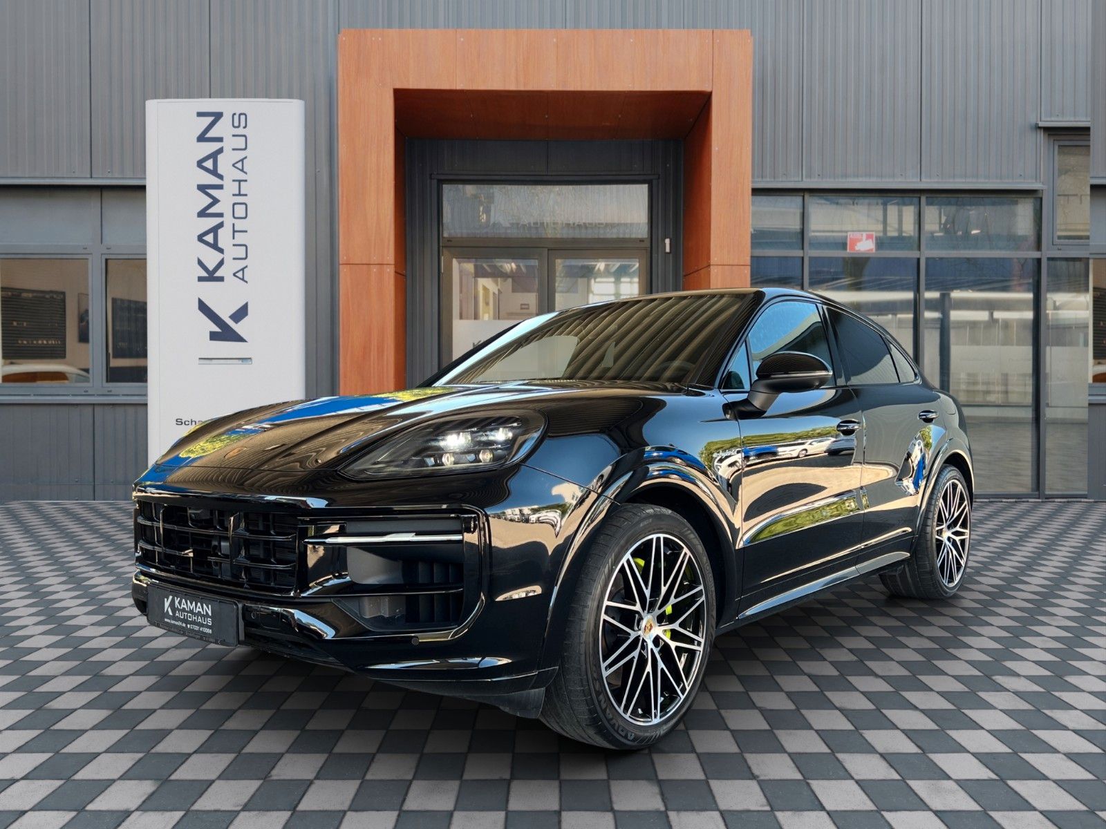 Porsche Cayenne Coupe E-Hyb Sport Design 22 Alu SAGA! foto 2