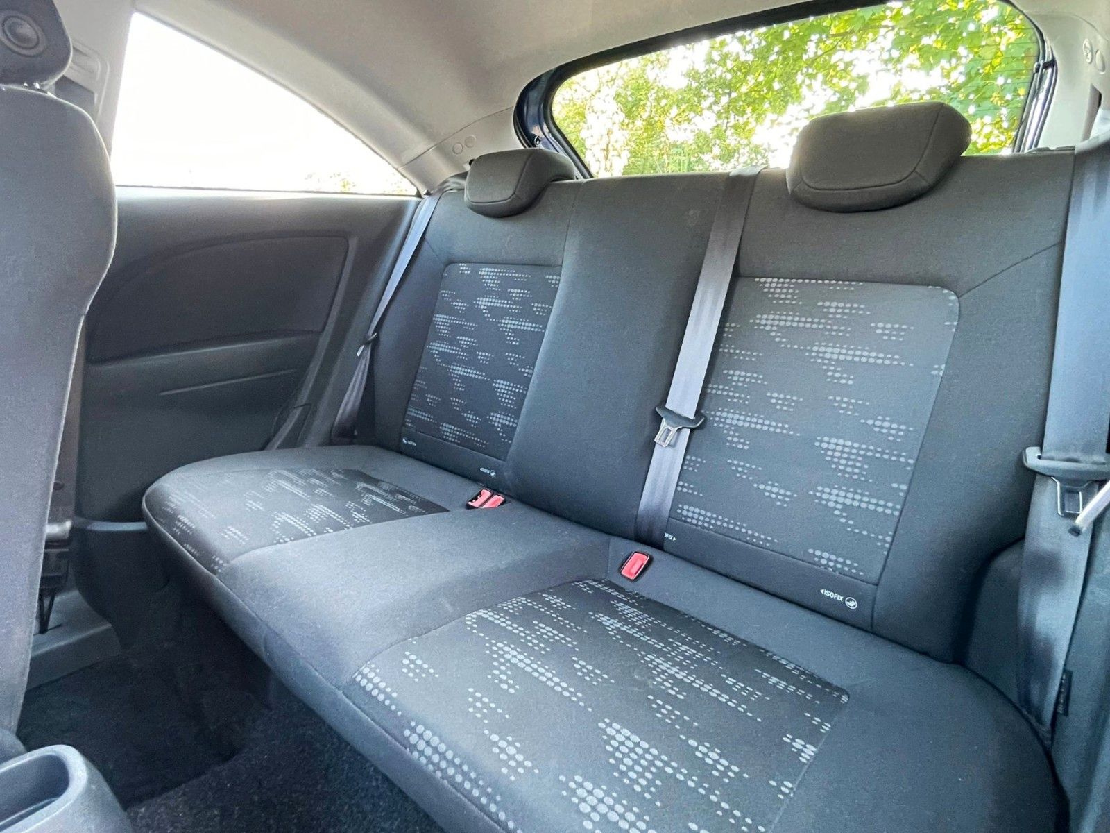 Fahrzeugabbildung Opel Corsa D 1.2 KLIMA SERVICE NEU WENIG KILOMETER