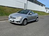 Opel Tigra 1.4 TWINPORT 90PS 78tkm Benziner Schalter - silberne Opel Tigra