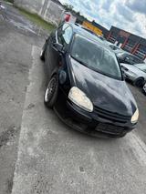 Volkswagen Golf V Lim. Trendline - Volkswagen aus 2007