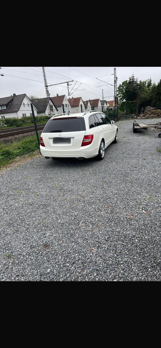 Mercedes-Benz C350 2012 — rear view