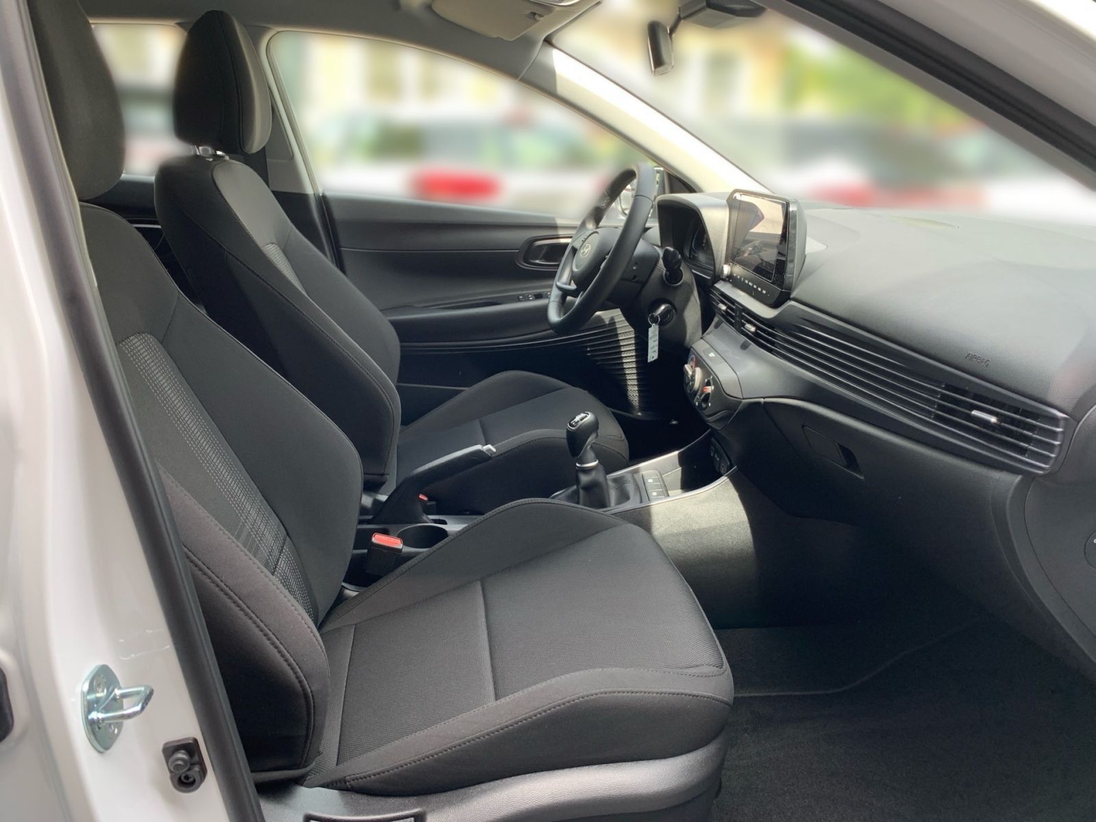 Fahrzeugabbildung Hyundai BAYON 1.0 T-GDI Select Navi Kamera Allwetter