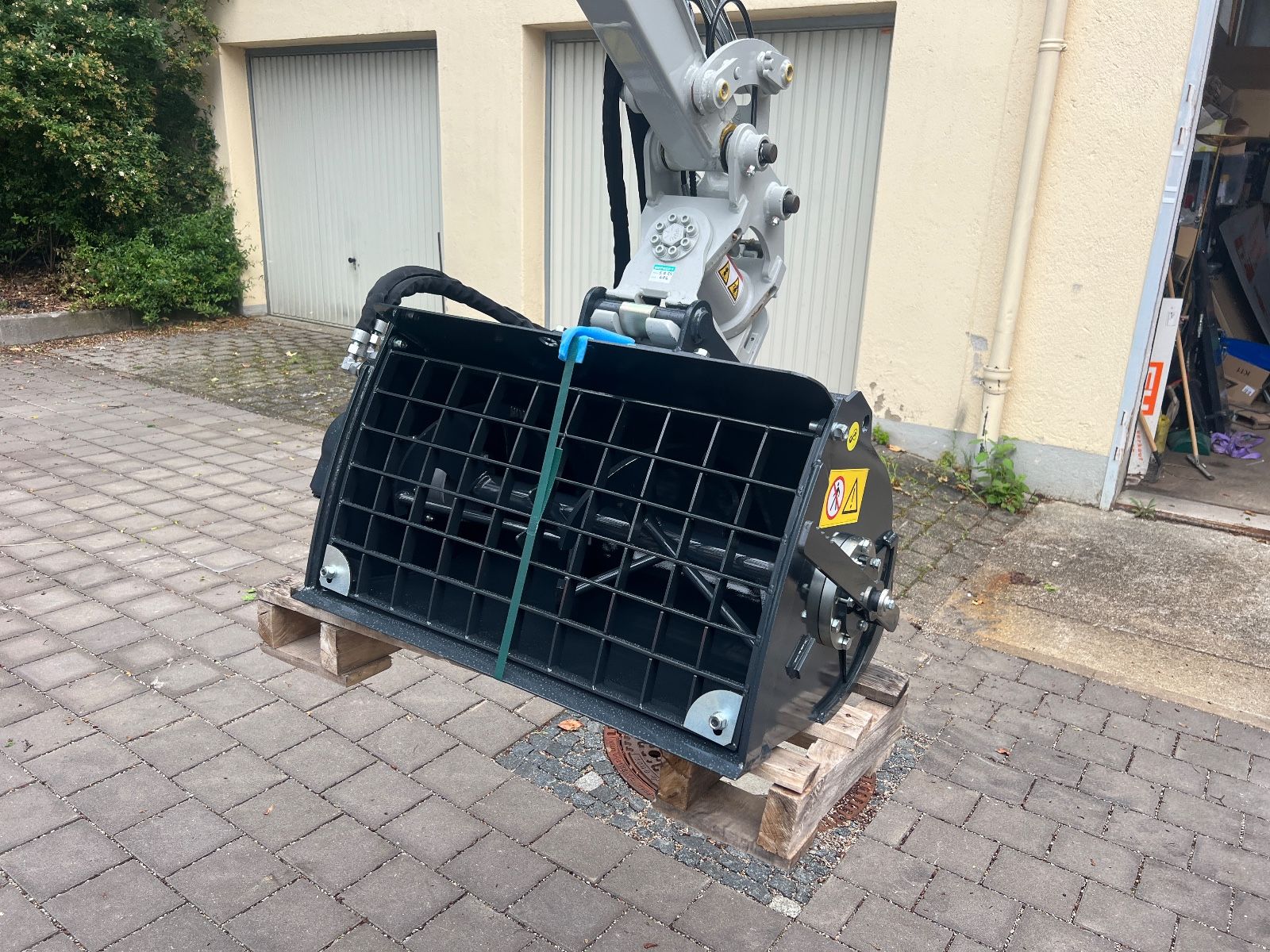 Fahrzeugabbildung Takeuchi TB 320 PoweriltHS01 Kabine,  2,2t