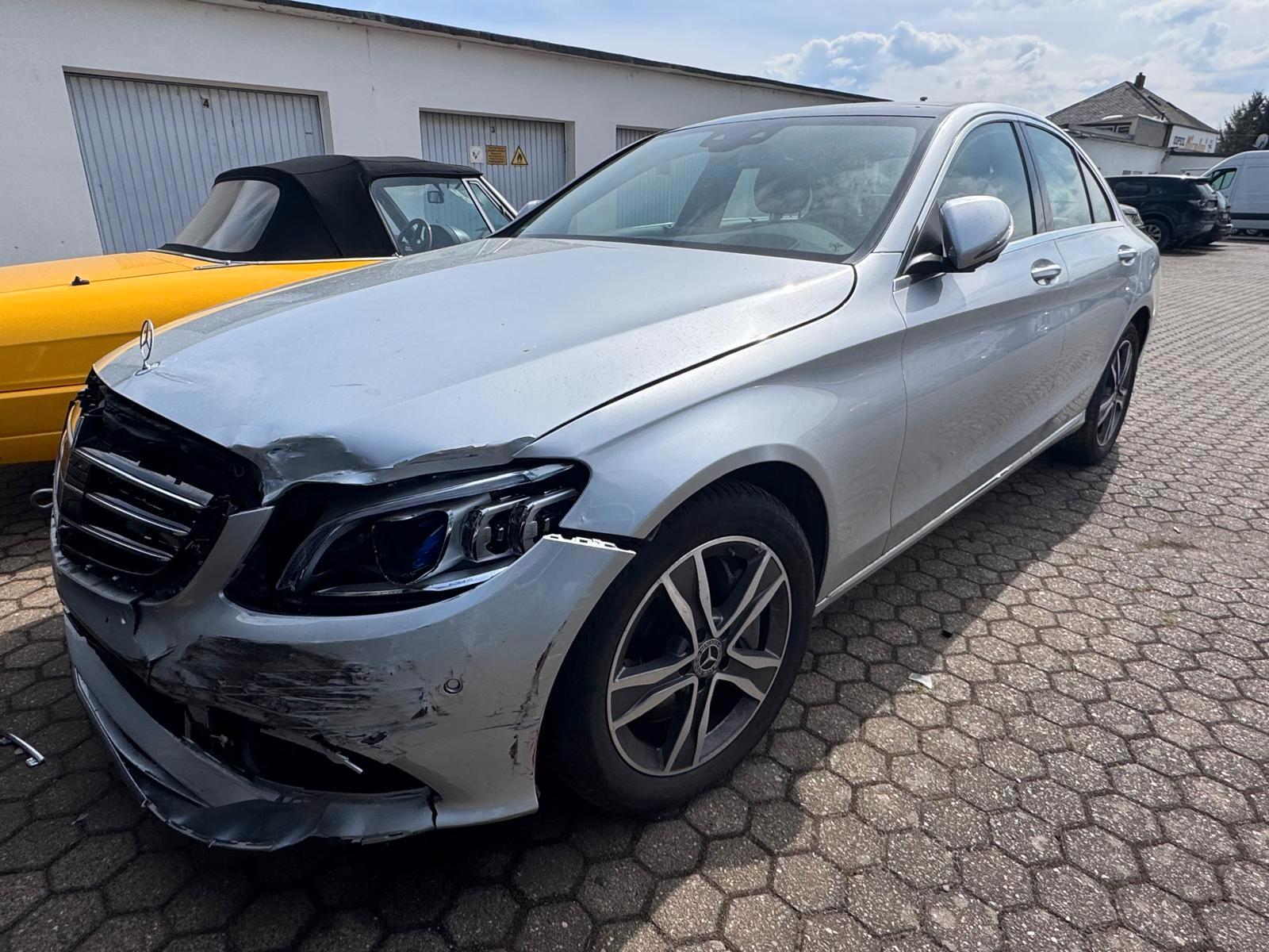 Mercedes-Benz C 400 C Limo. 4Matic AMG+ACC+LED+360°+PANO