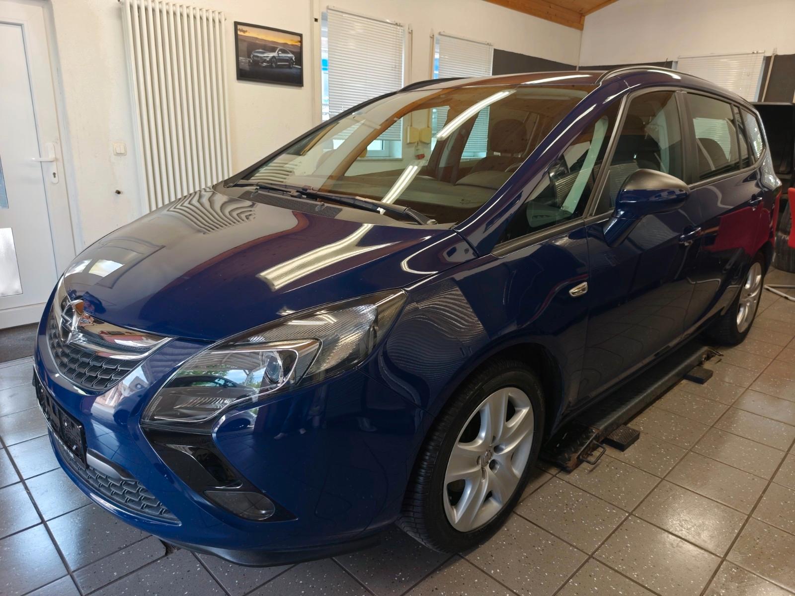 Opel Zafira C Tourer Edition*1.4*TÜV NEU*7-SITZER*AHK
