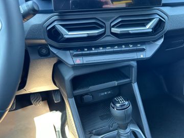 Bild 12 Dacia Duster TCe 130 Journey
