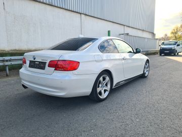 BMW 320 - 4