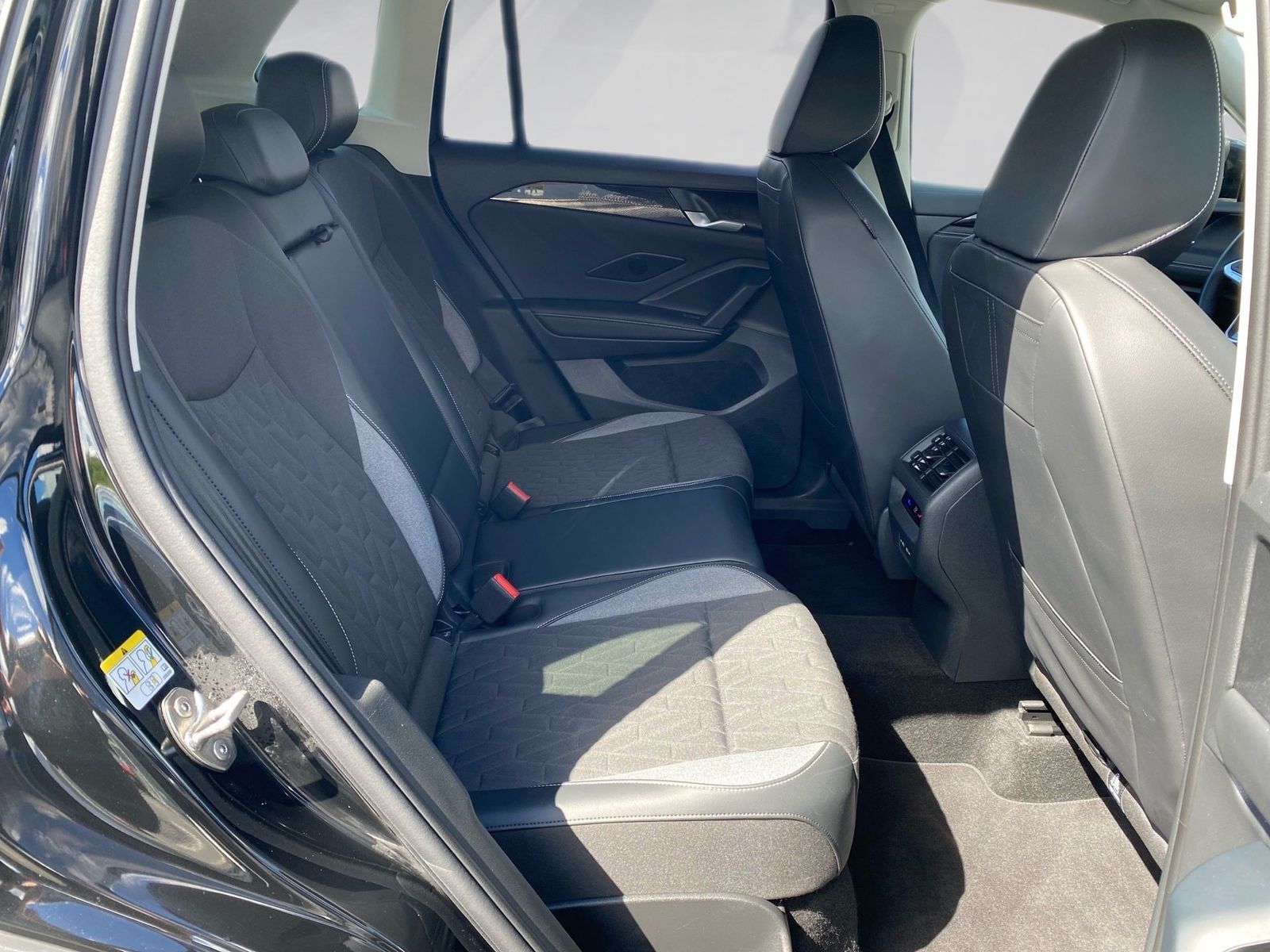 Volkswagen Tiguan - Bild 11