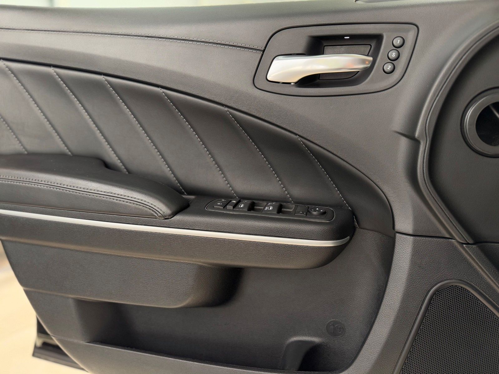 Fahrzeugabbildung Dodge Charger 6,4l V8 RT ScatPack "Technology Group"
