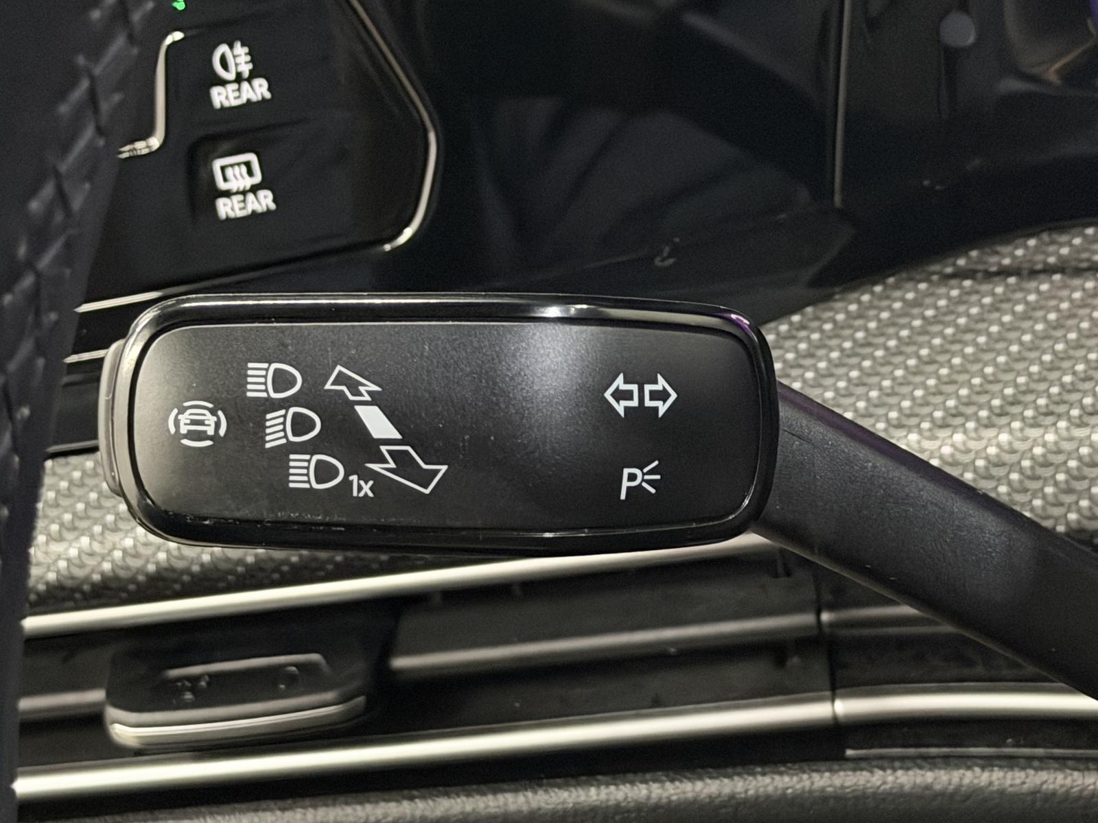 Volkswagen Golf Variant 2.0 TDI SCR DSG R-Line/Standheizung, миниатюра 12