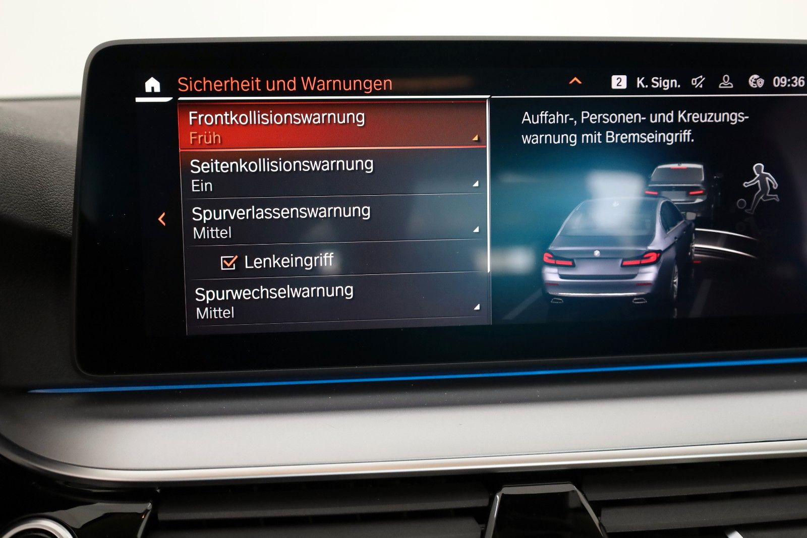 Fahrzeugabbildung BMW 530e Leder,Navi,LED,SpSi,SH,Kamera,Parkassist.