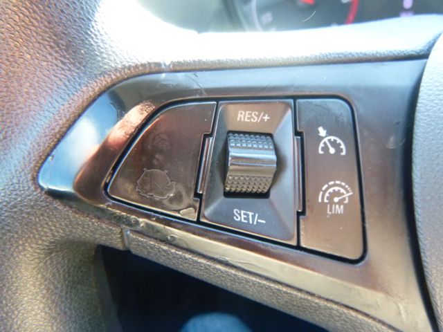 Fahrzeugabbildung Opel Zafira C 1,6 CDTi >Navi/Einparkhilfe/Bluetooth