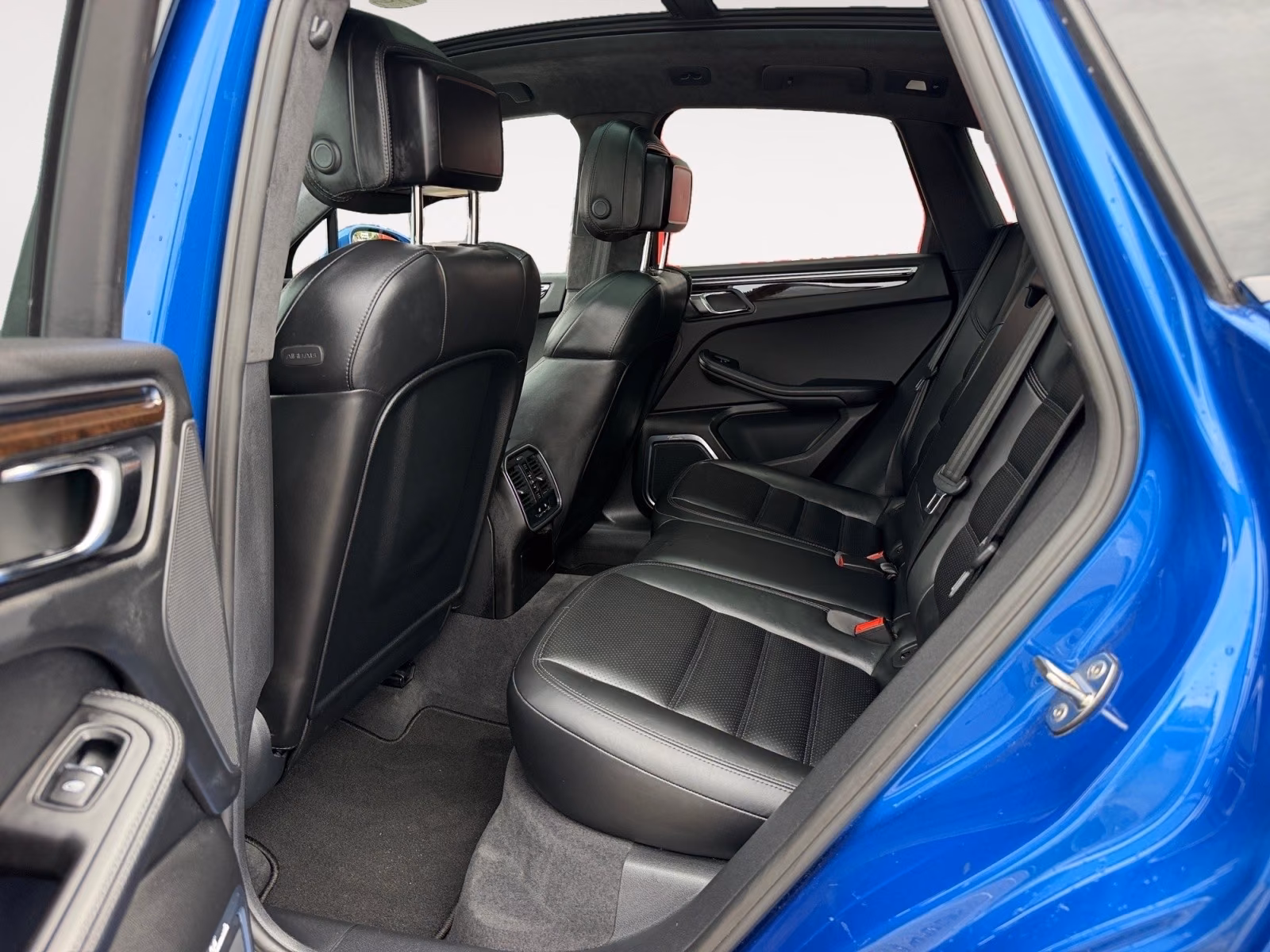 Porsche Macan Turbo Panorama Chrono 360 Kamera