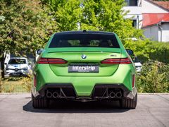 BMW M5 – 5 / 32