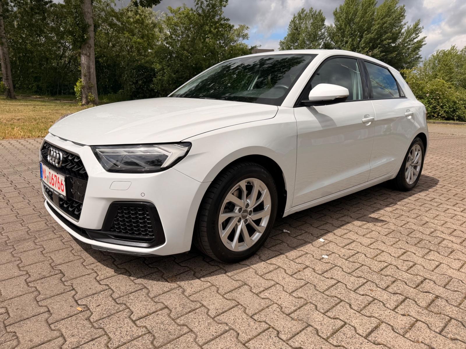 Audi A1 Sportback 30 TFSI advanced NAVI PDC