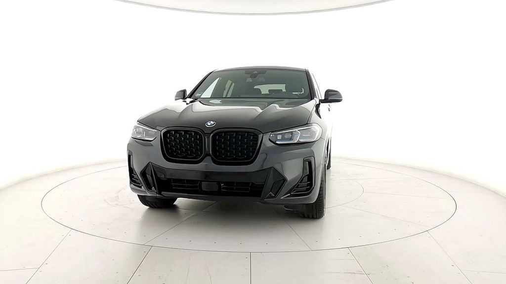 Image of BMW X4