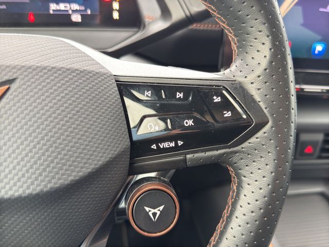 Born PDC SHZ KAMERA NAVI ACC AKTIVSITZE LED 360°