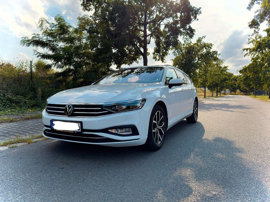 Image of Volkswagen Passat Variant