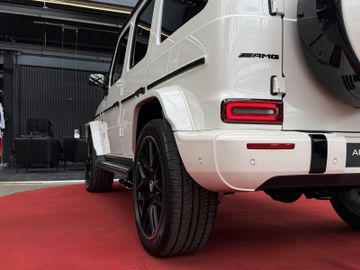 Mercedes G 63 AMG - 12