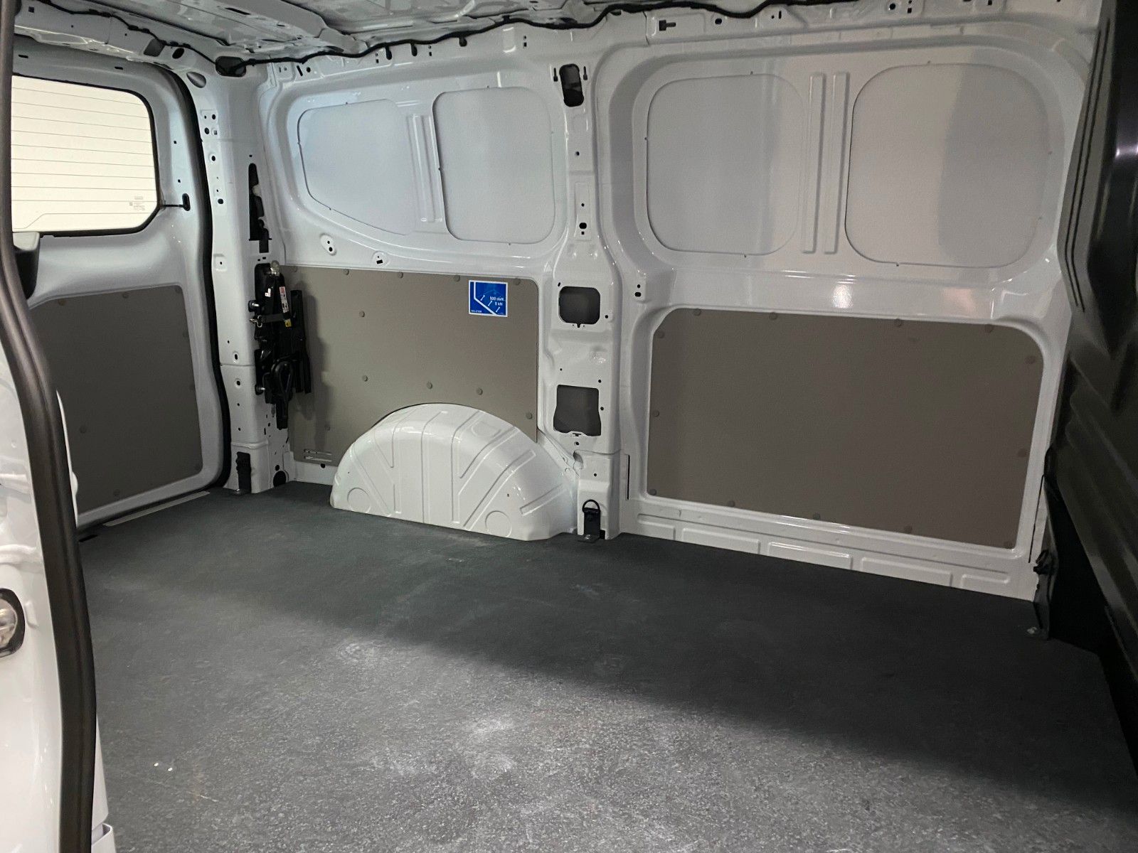 Volkswagen T6 Transporter - Bild 13