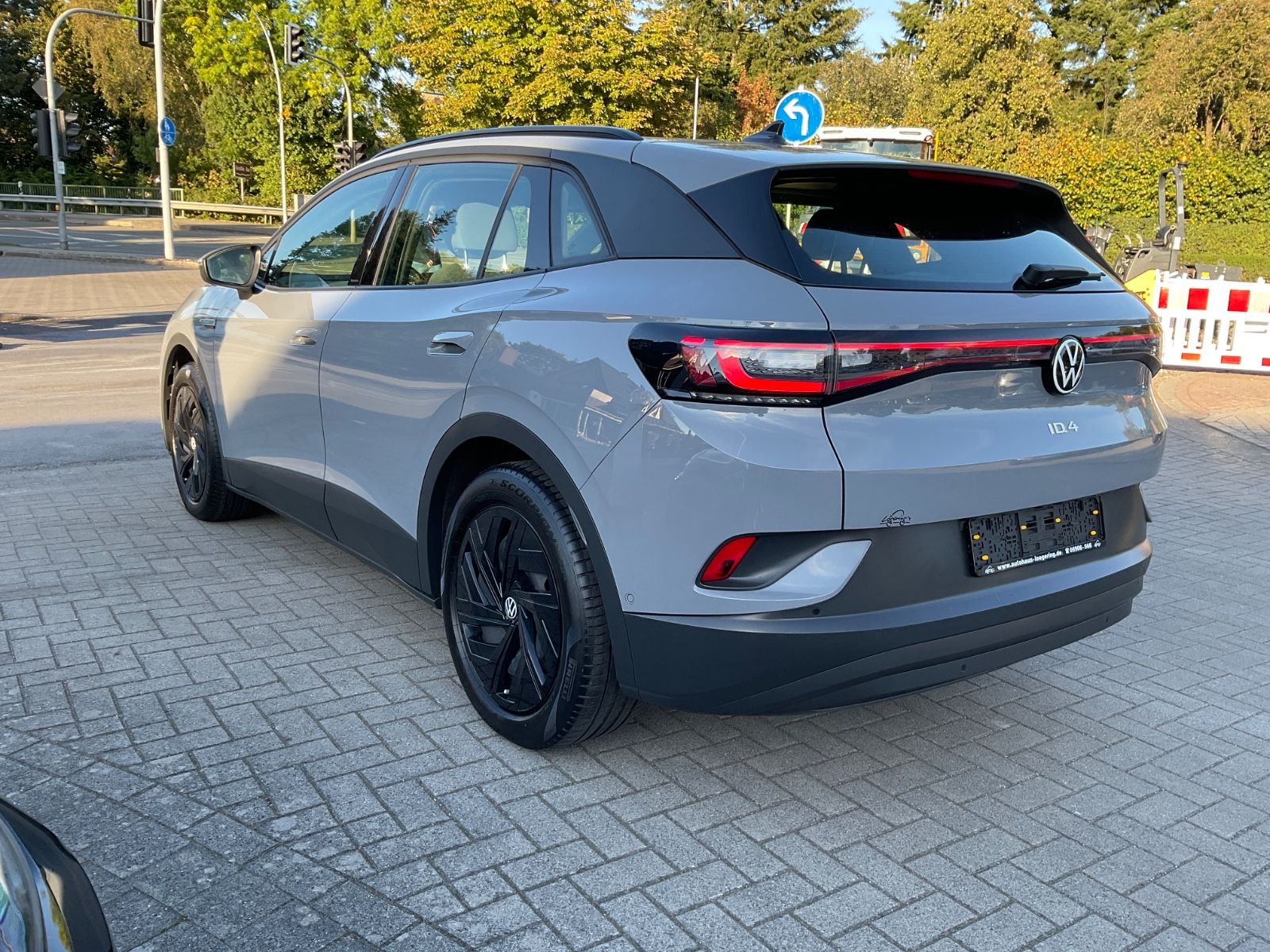 Fahrzeugabbildung Volkswagen ID.4 Pro Performance 82 kWh,Wärmepumpe,LED,Navi,